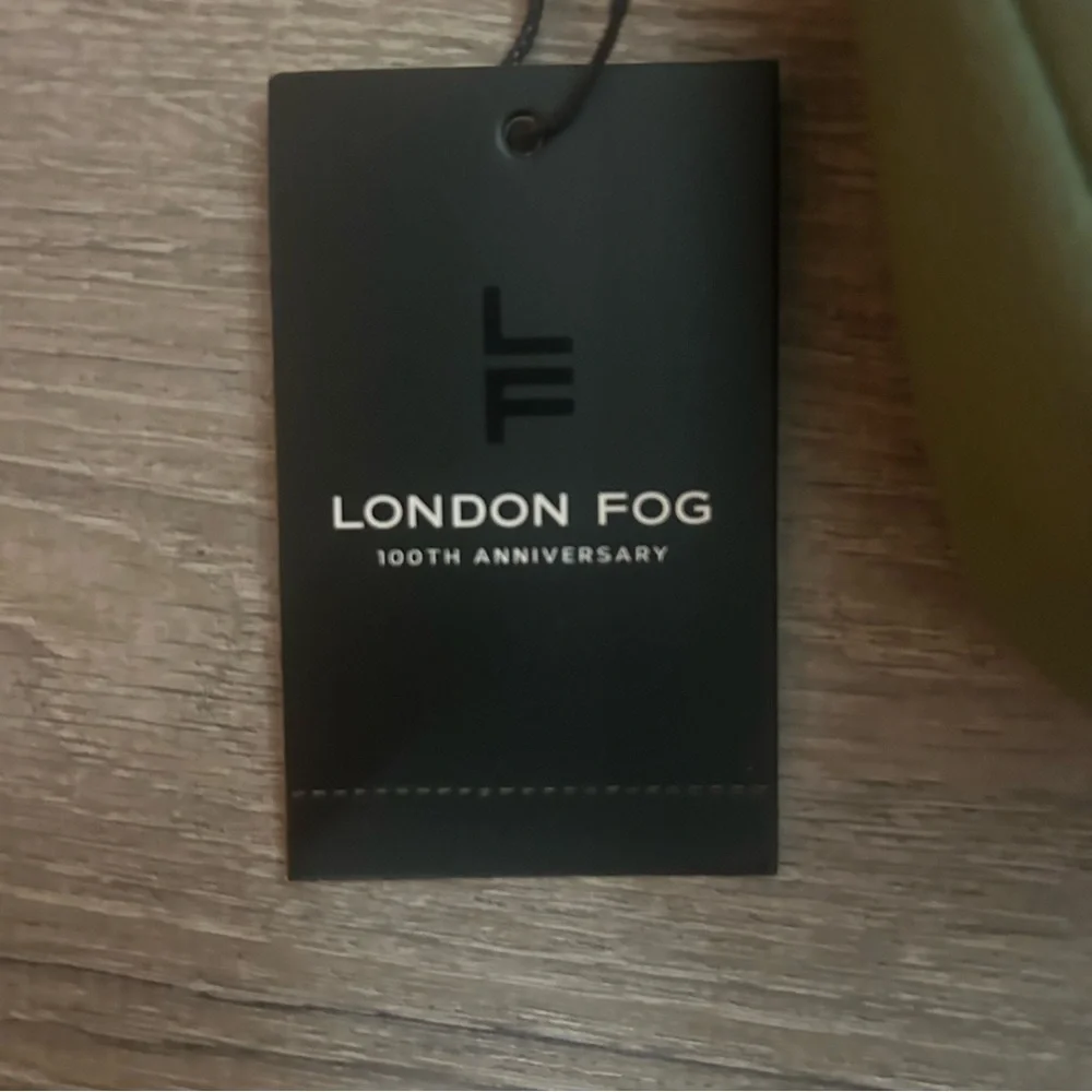 NWT London Fog Bella Pebble Crossbody - Picture 5 of 9